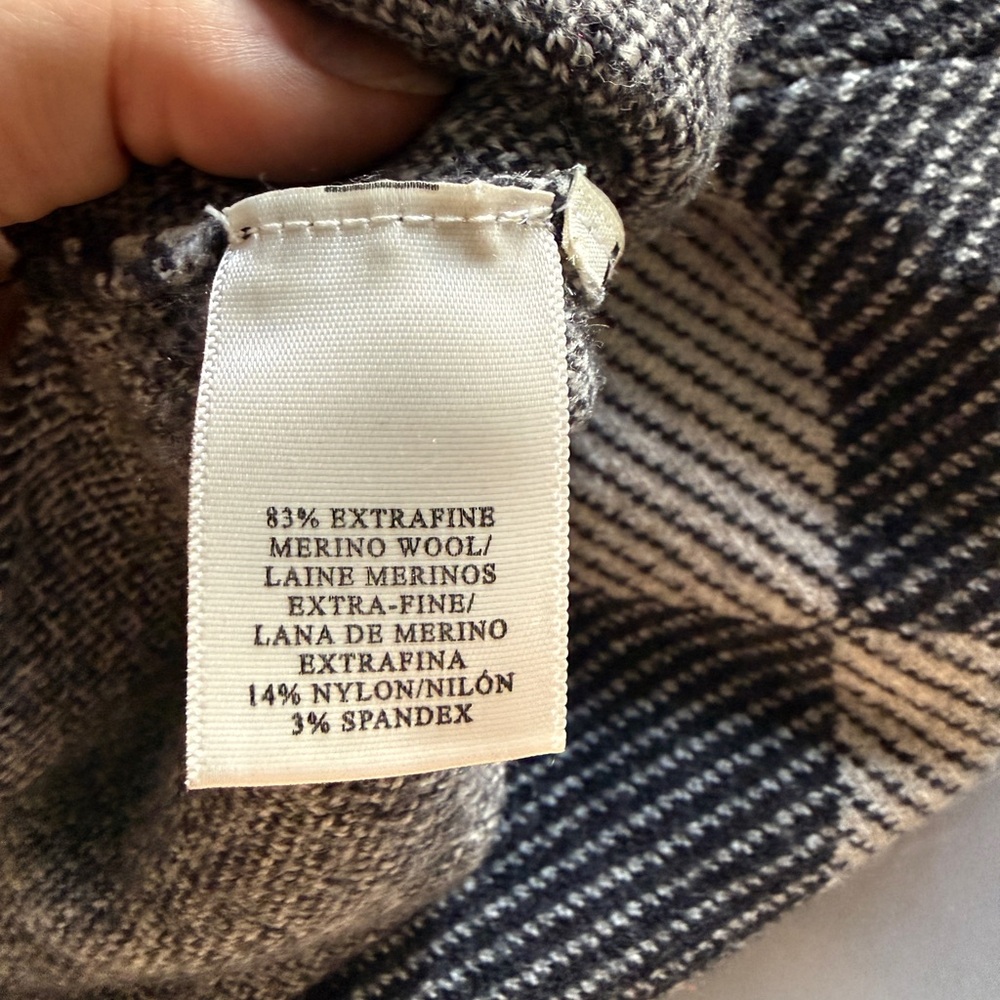 Ann Taylor Monochrome Checkered Turtleneck Sweater - Picture 4 of 4